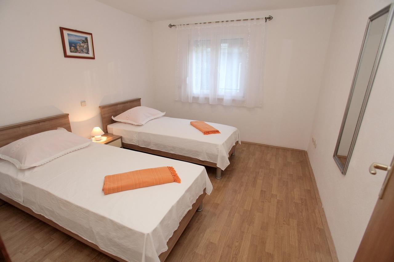 Apartments Iva Trogir Exterior photo